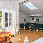 4 Star In Сasa de vacaciones Fårvang
